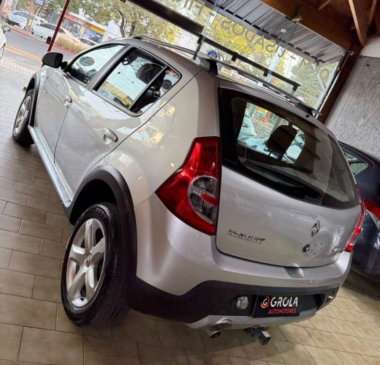 Renault Sandero Usado Financiado en Córdoba, deRuedas