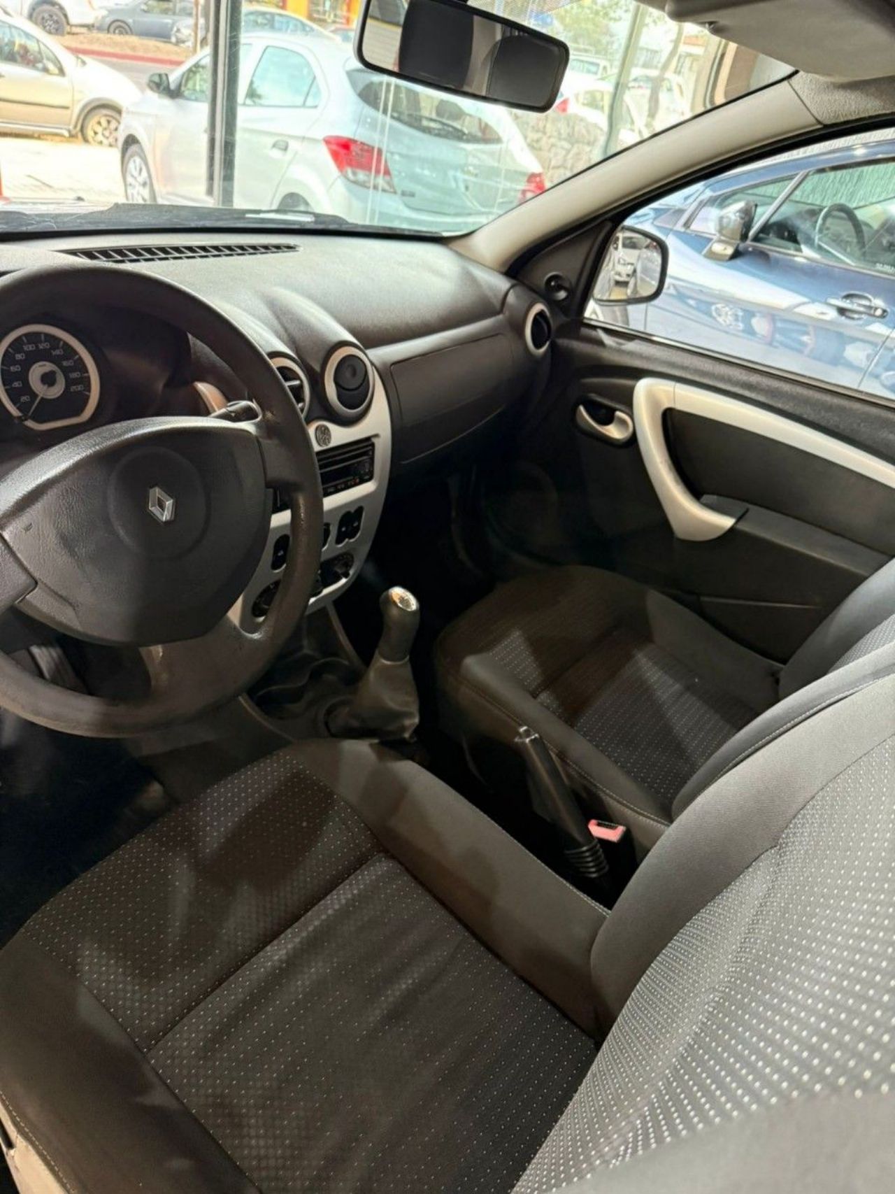Renault Sandero Usado Financiado en Córdoba, deRuedas