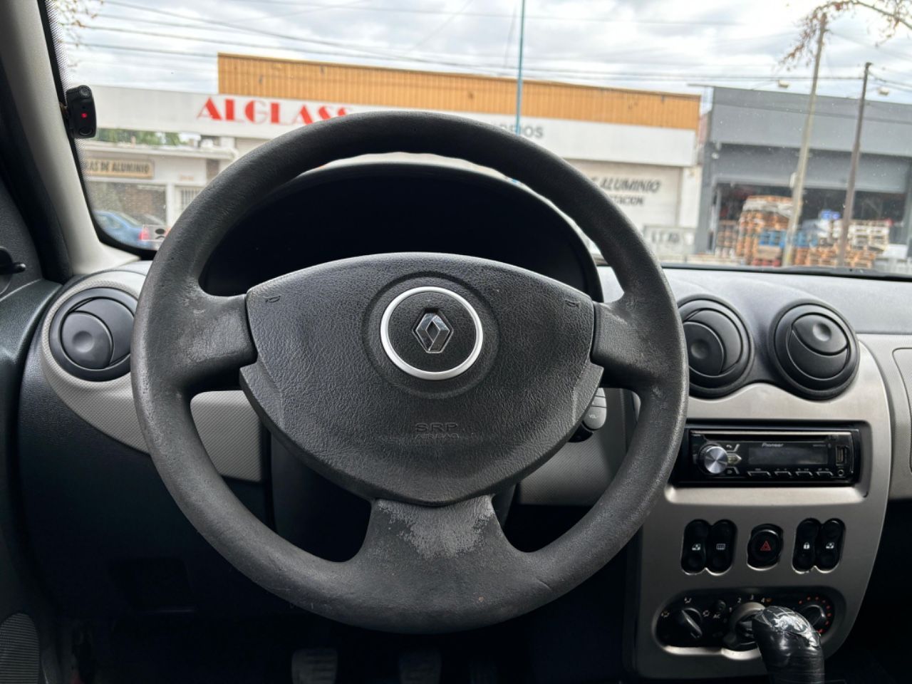 Renault Sandero Usado en Mendoza, deRuedas