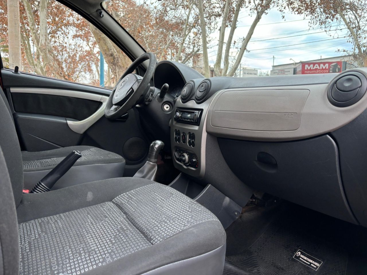 Renault Sandero Usado en Mendoza, deRuedas