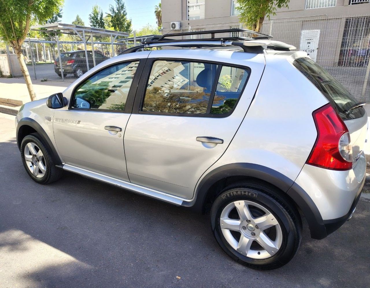 Renault Sandero Usado en Mendoza, deRuedas