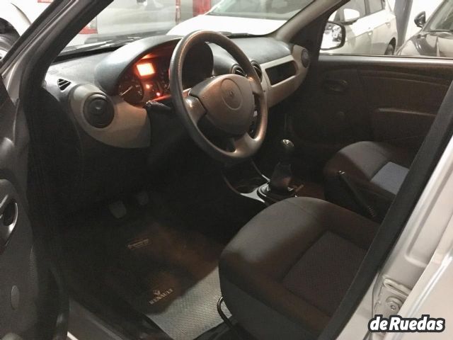 Renault Sandero Usado en Mendoza, deRuedas
