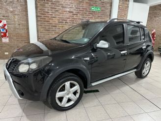 Renault Sandero Usado en Mendoza Financiado