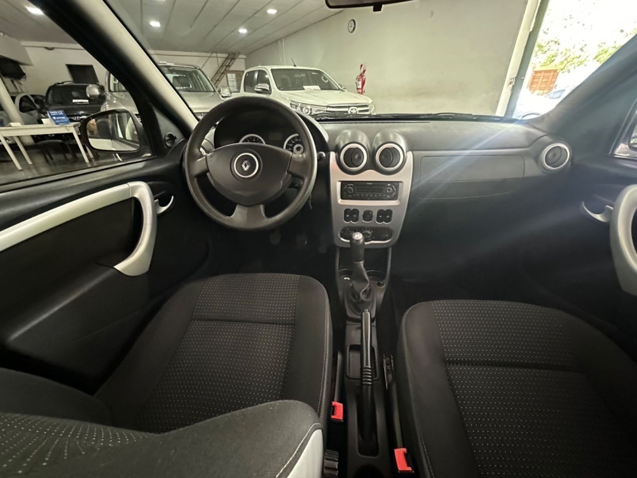 Renault Sandero Usado en Mendoza, deRuedas