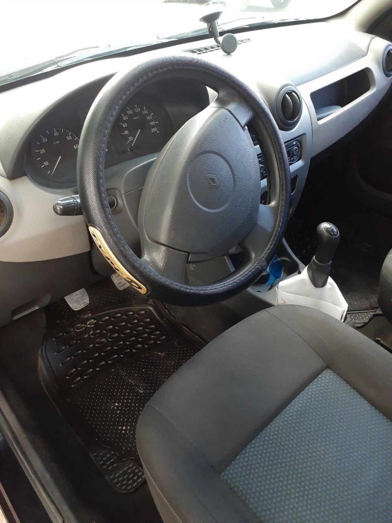 Renault Sandero Usado en Mendoza, deRuedas