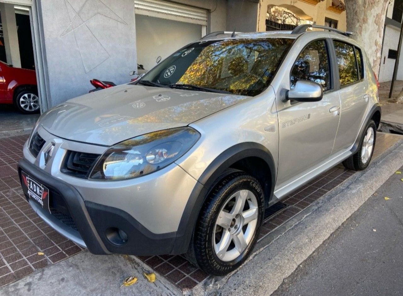 Renault Sandero Usado en Mendoza, deRuedas