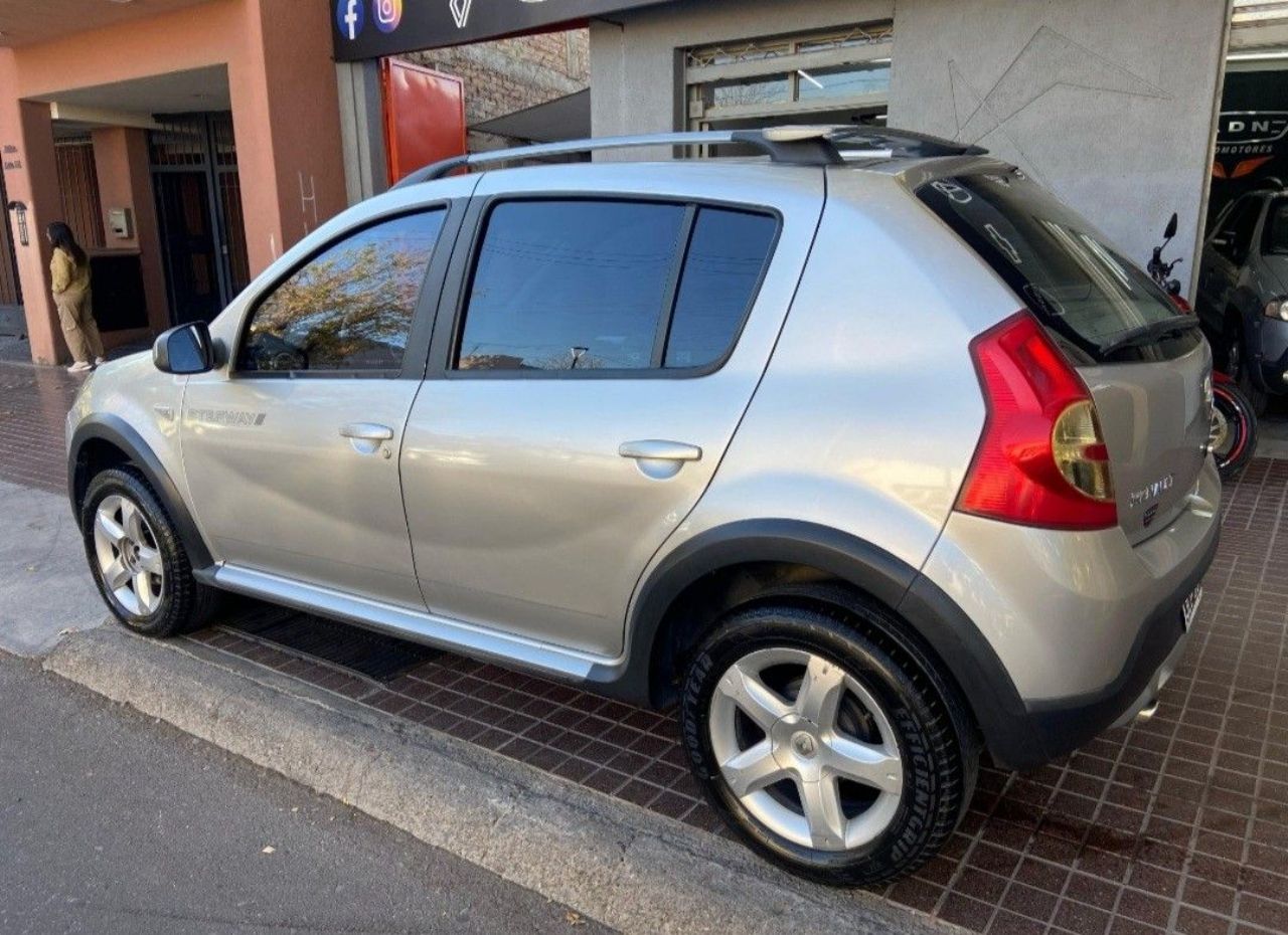 Renault Sandero Usado en Mendoza, deRuedas