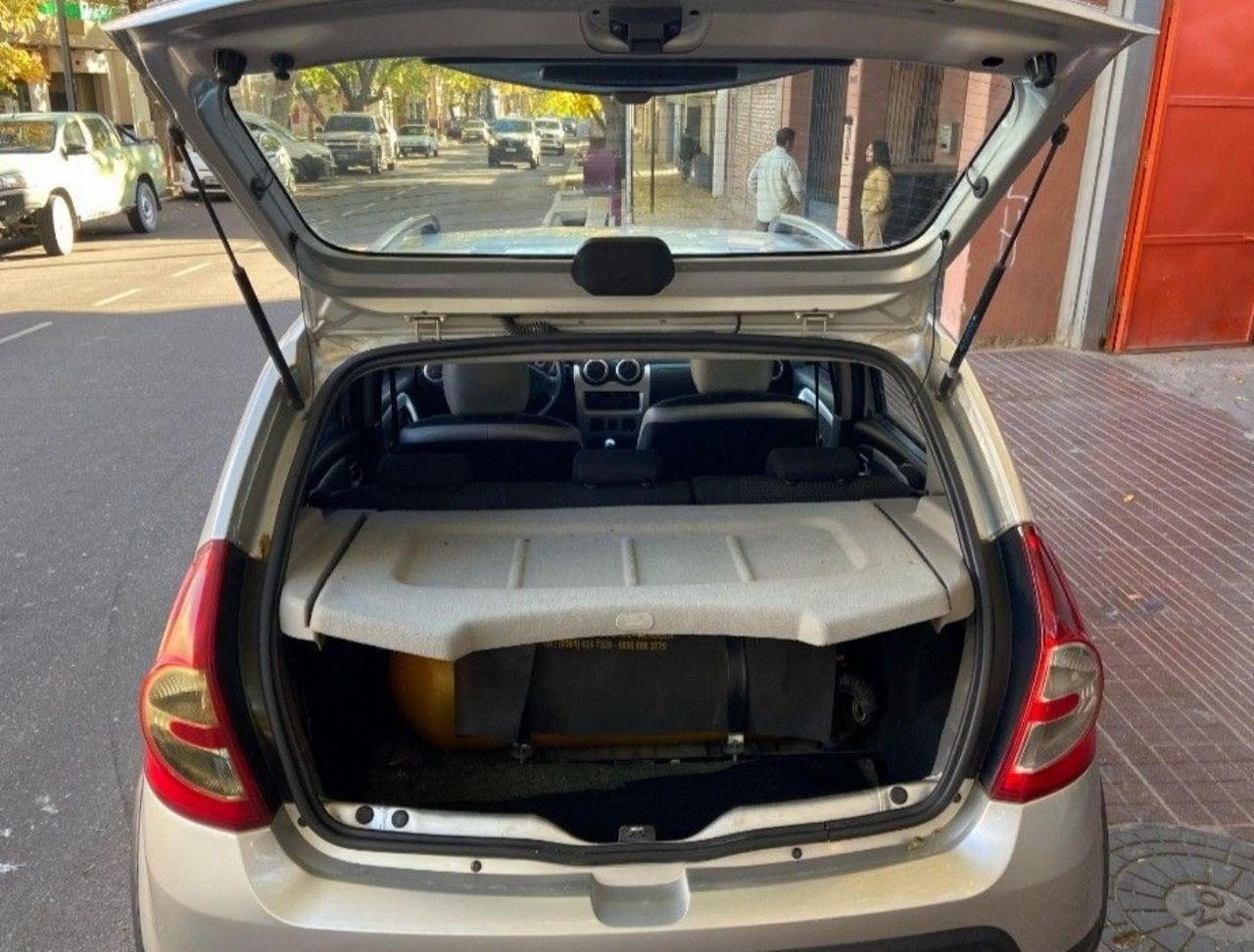 Renault Sandero Usado en Mendoza, deRuedas