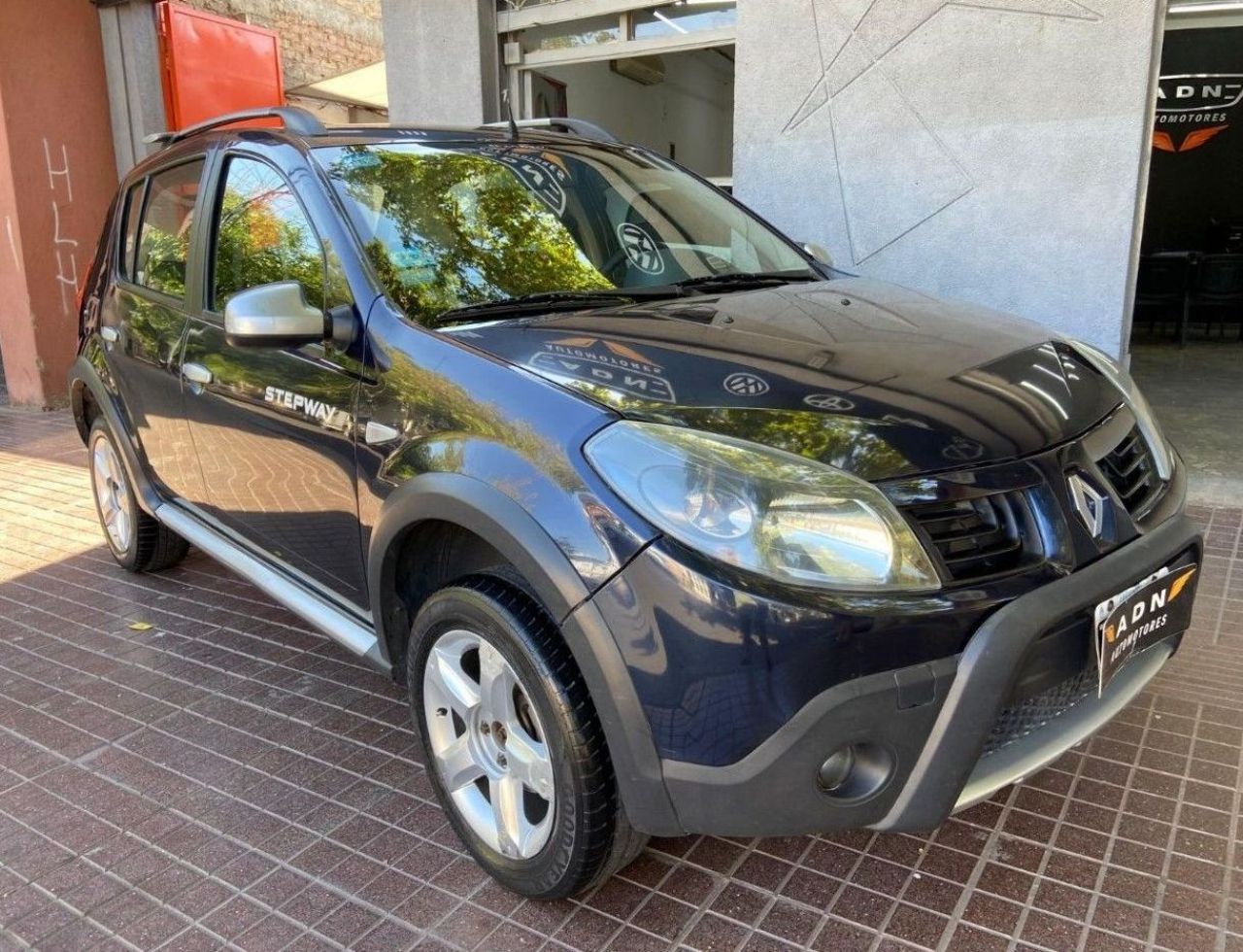 Renault Sandero Usado en Mendoza, deRuedas
