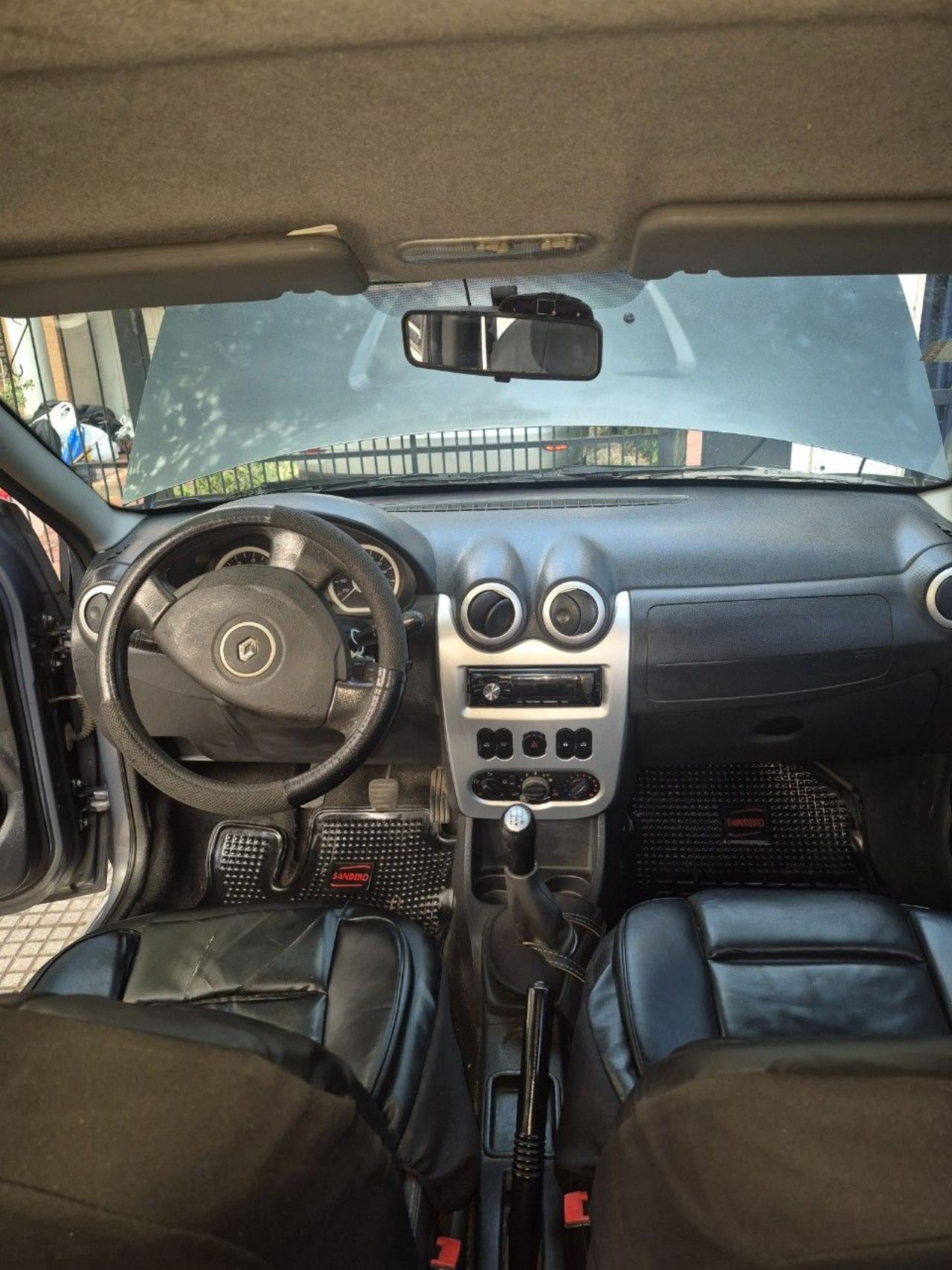 Renault Sandero Usado en Buenos Aires, deRuedas