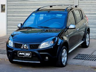 Renault Sandero Usado en Mendoza Financiado