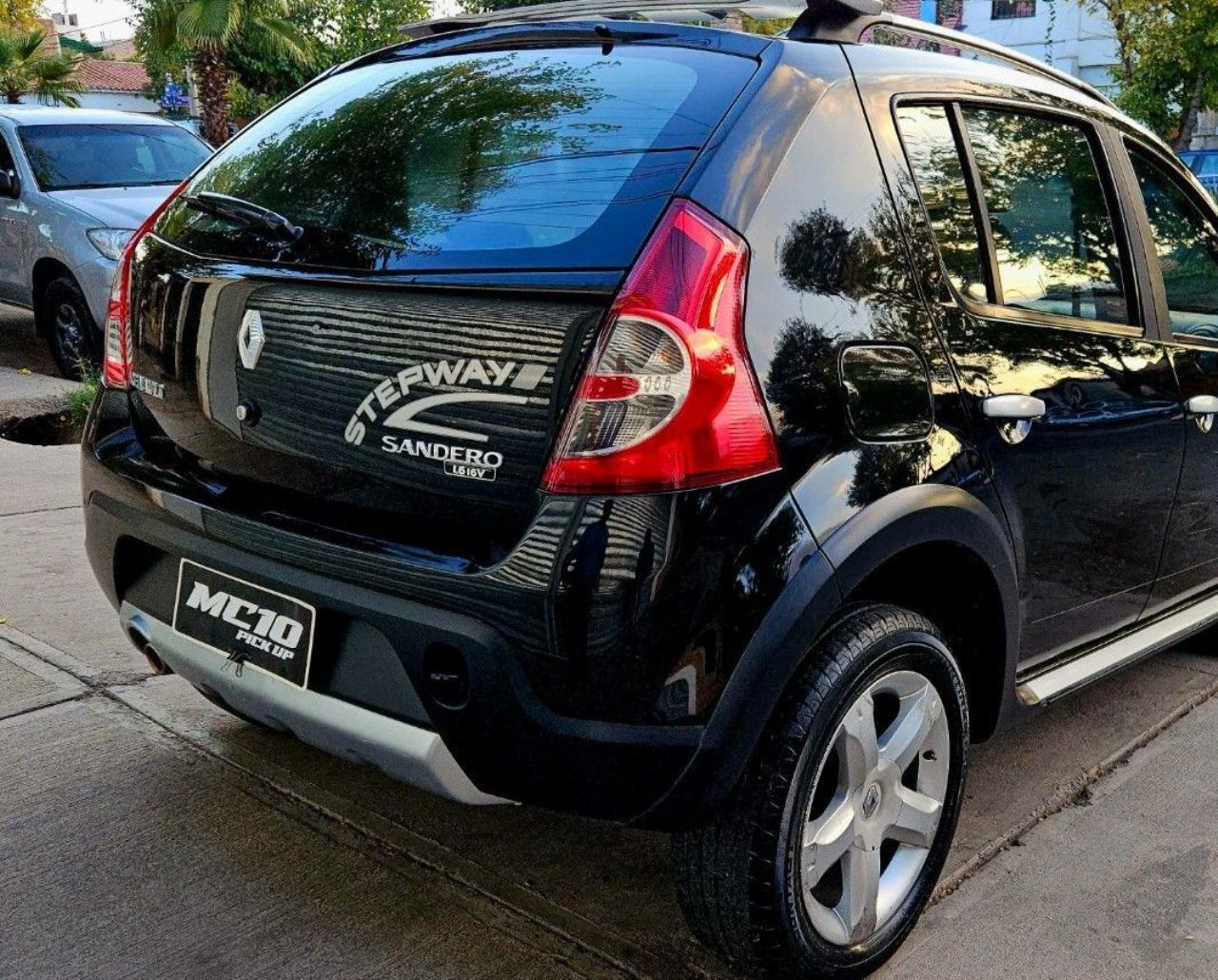 Renault Sandero Usado Financiado en Mendoza, deRuedas