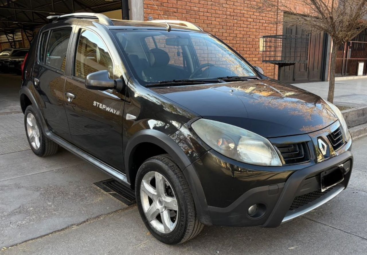 Renault Sandero Usado Financiado en Mendoza, deRuedas