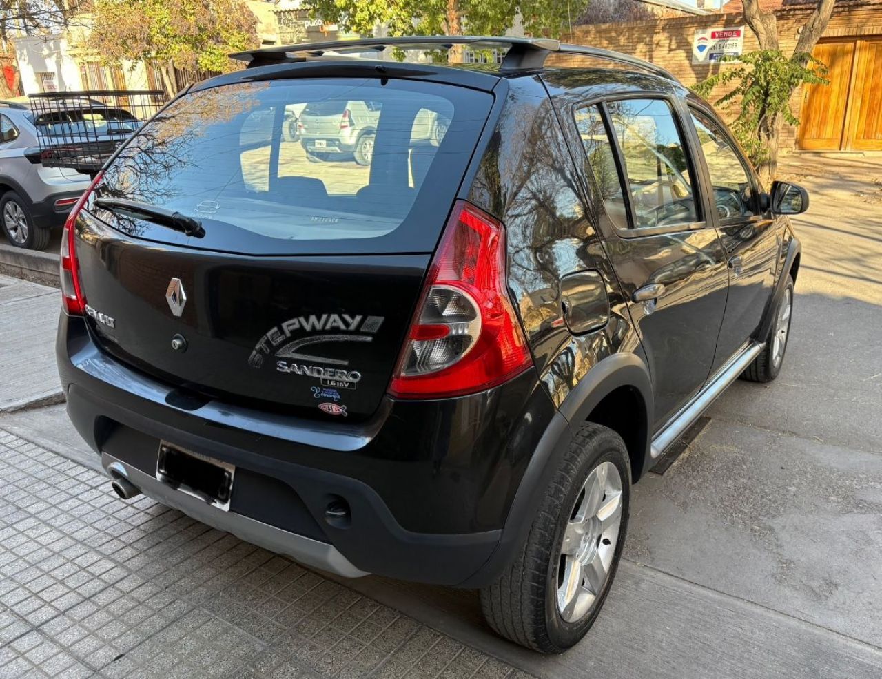 Renault Sandero Usado Financiado en Mendoza, deRuedas