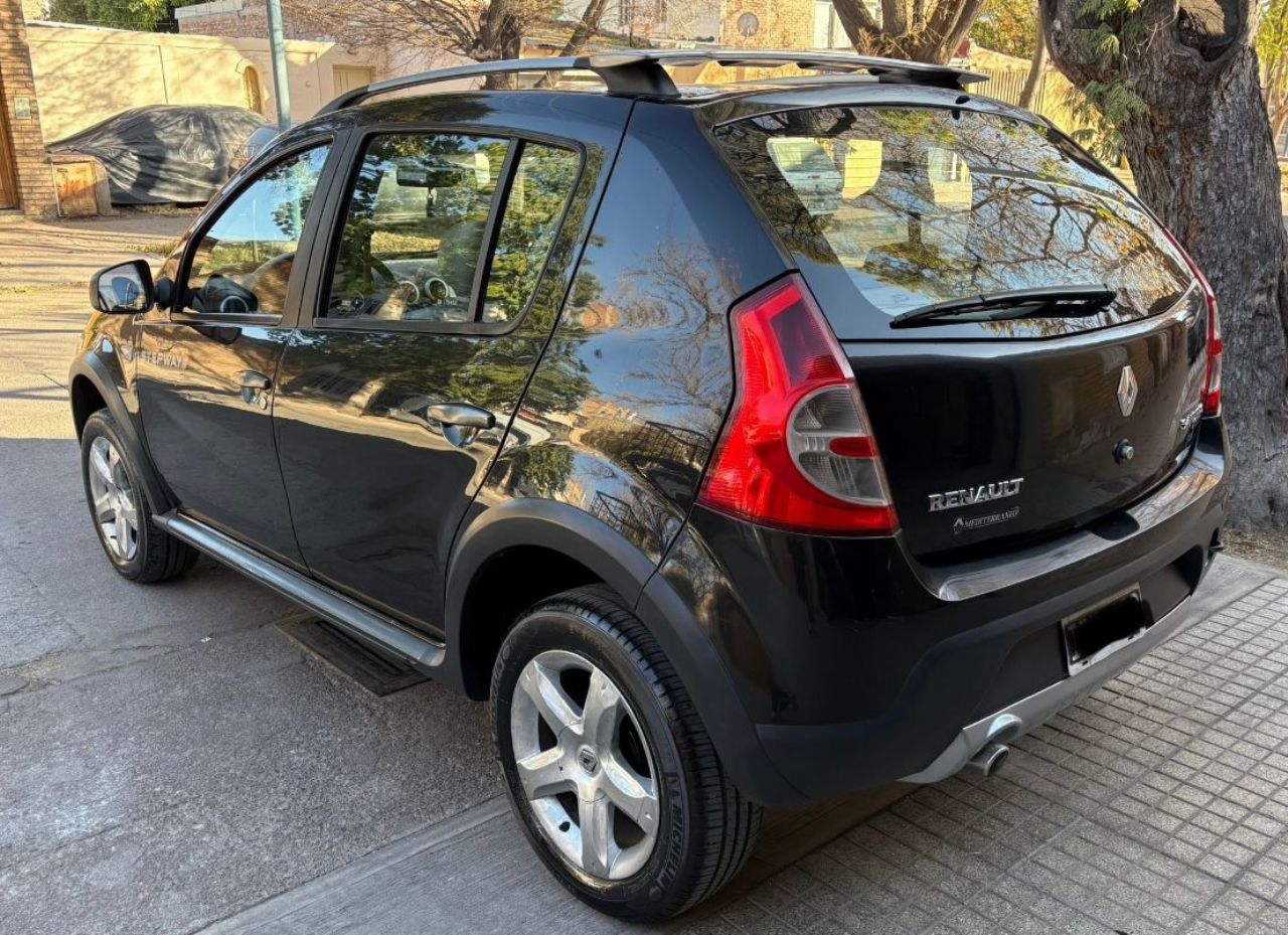 Renault Sandero Usado Financiado en Mendoza, deRuedas