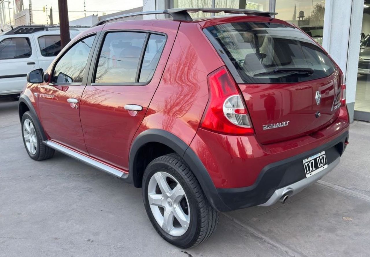 Renault Sandero Usado en Mendoza, deRuedas