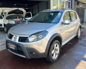 Renault Sandero Usado en Mendoza