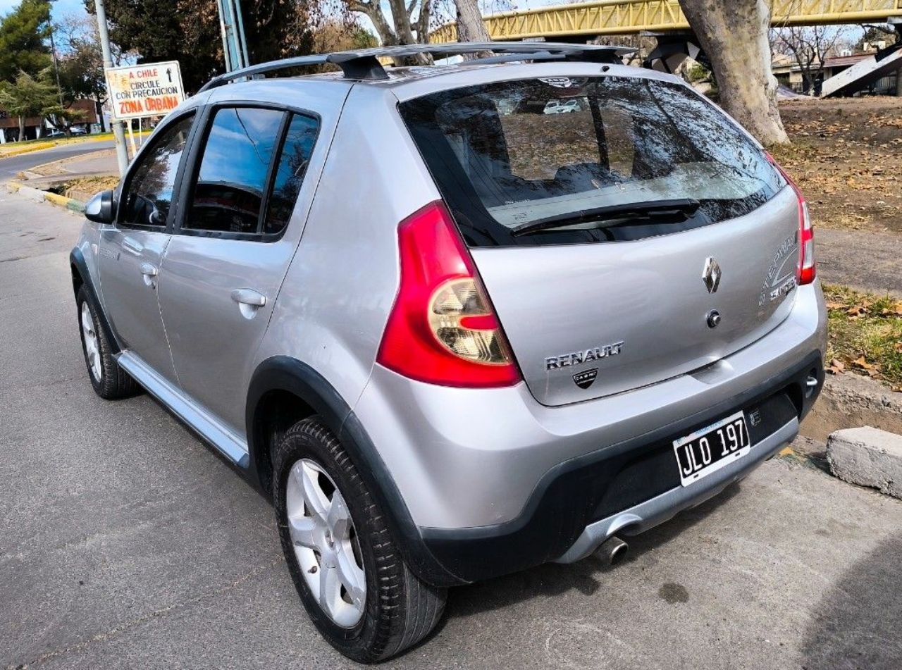 Renault Sandero Usado en Mendoza, deRuedas
