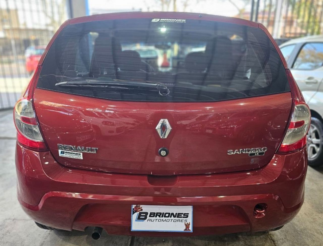 Renault Sandero Usado en Mendoza, deRuedas