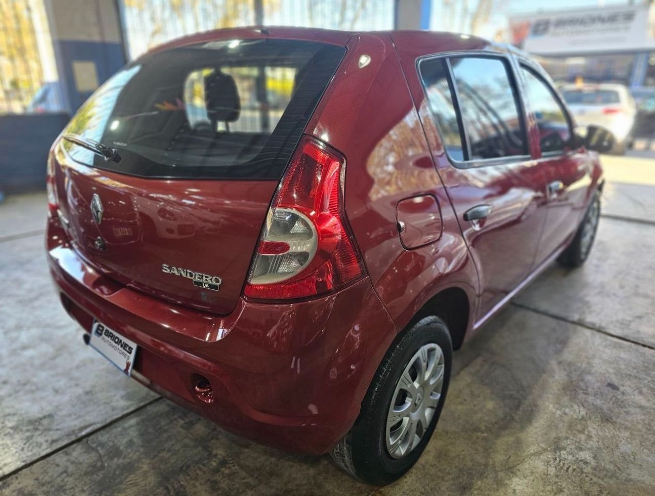 Renault Sandero Usado en Mendoza, deRuedas