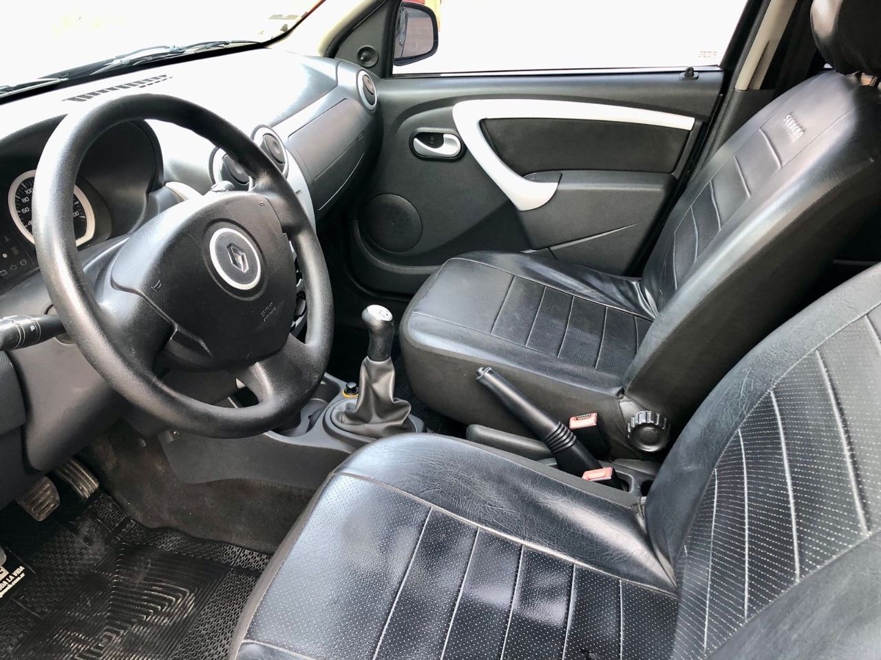 Renault Sandero Usado Financiado en Córdoba, deRuedas