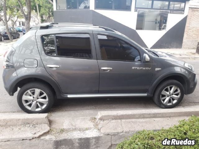 Renault Sandero Usado en Mendoza, deRuedas