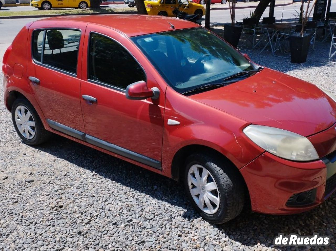 Renault Sandero Usado en Córdoba, deRuedas