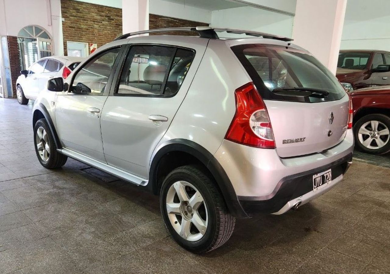 Renault Sandero Usado Financiado en Córdoba, deRuedas