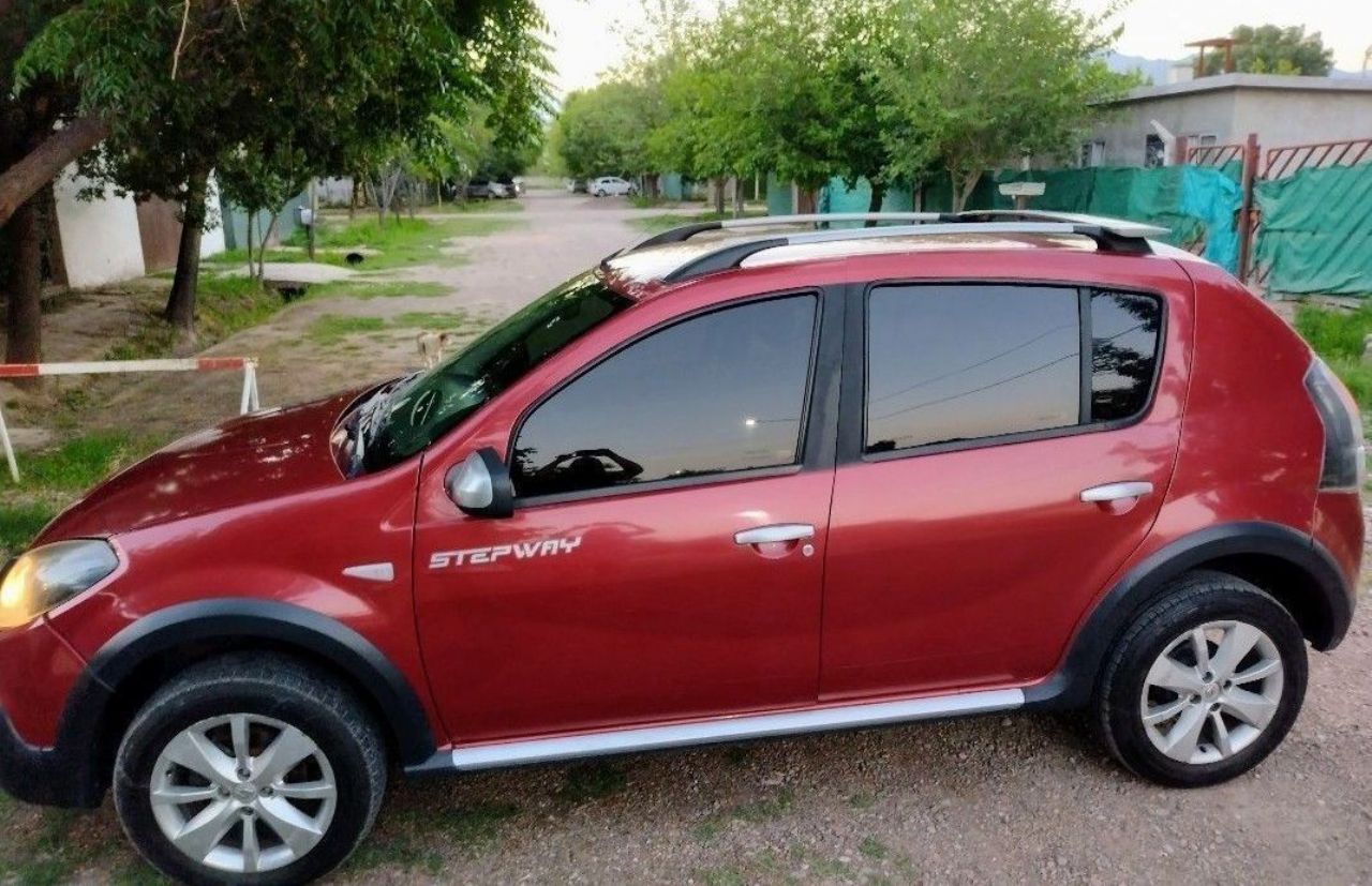 Renault Sandero Usado en Mendoza, deRuedas