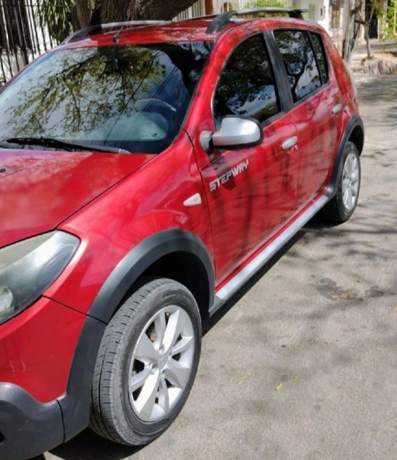 Renault Sandero Usado en Mendoza, deRuedas