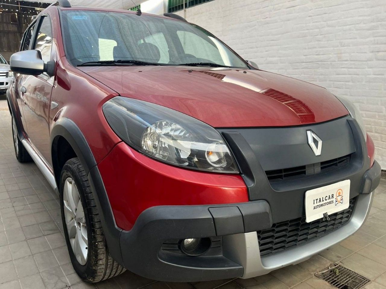 Renault Sandero Usado en Mendoza, deRuedas