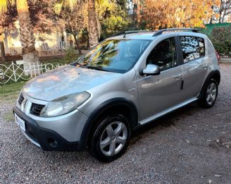 Renault Sandero Usado en Mendoza