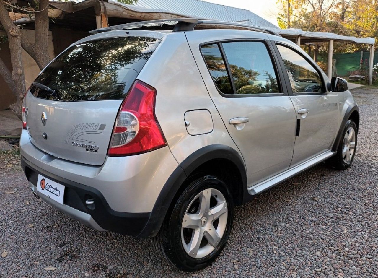 Renault Sandero Usado en Mendoza, deRuedas