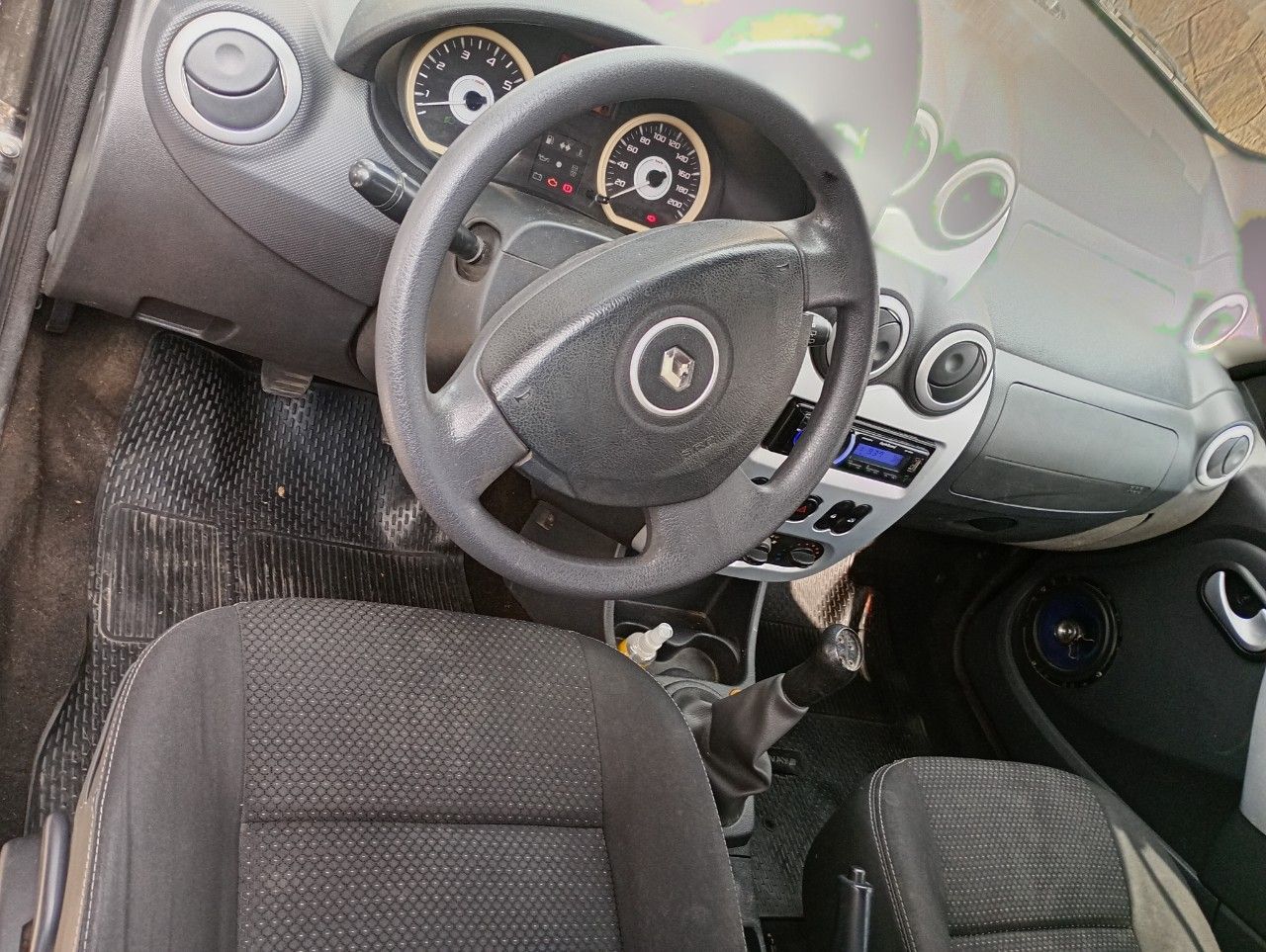 Renault Sandero Usado en Mendoza, deRuedas