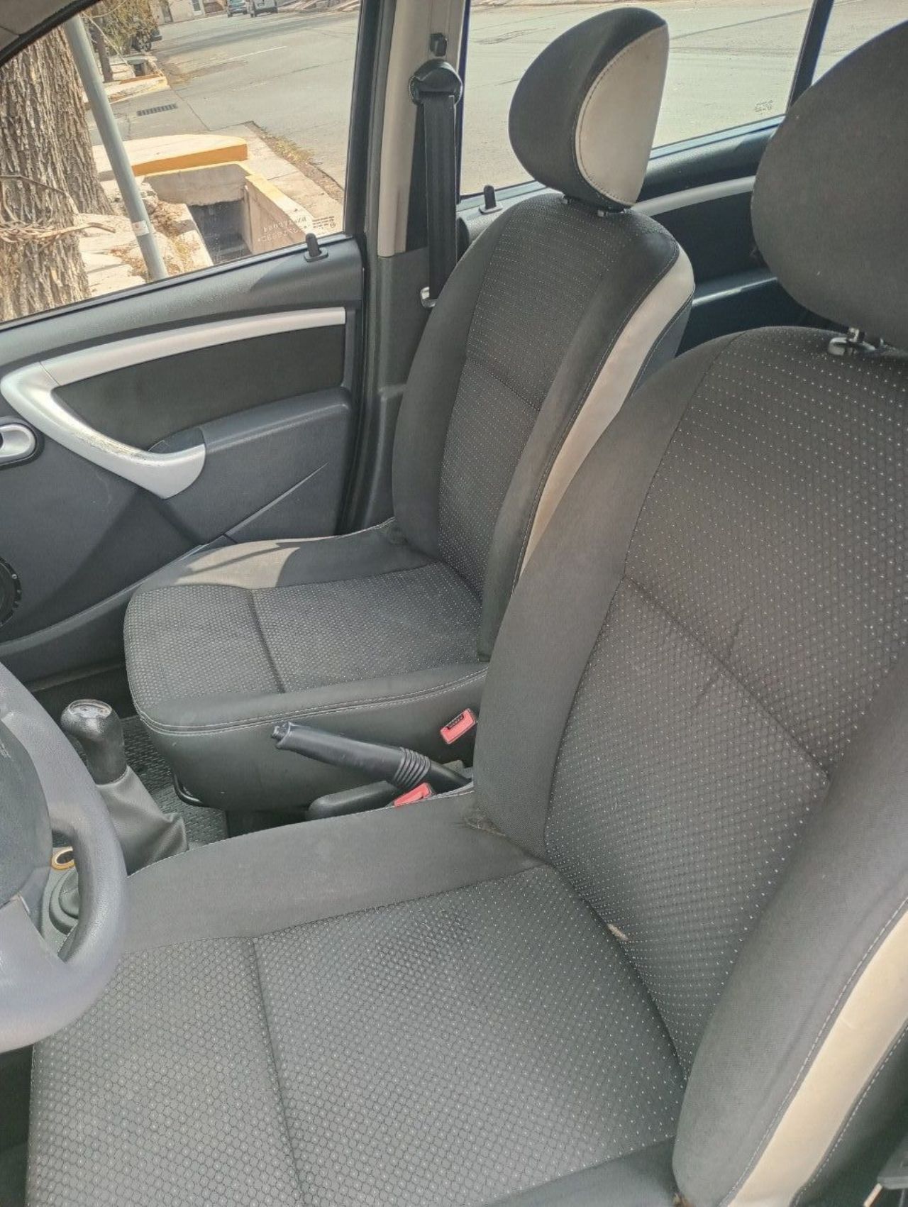 Renault Sandero Usado en Mendoza, deRuedas