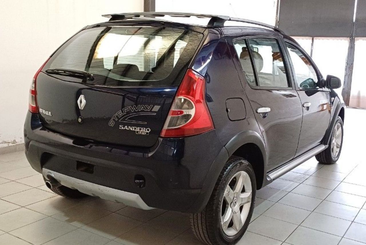 Renault Sandero Usado Financiado en Mendoza, deRuedas