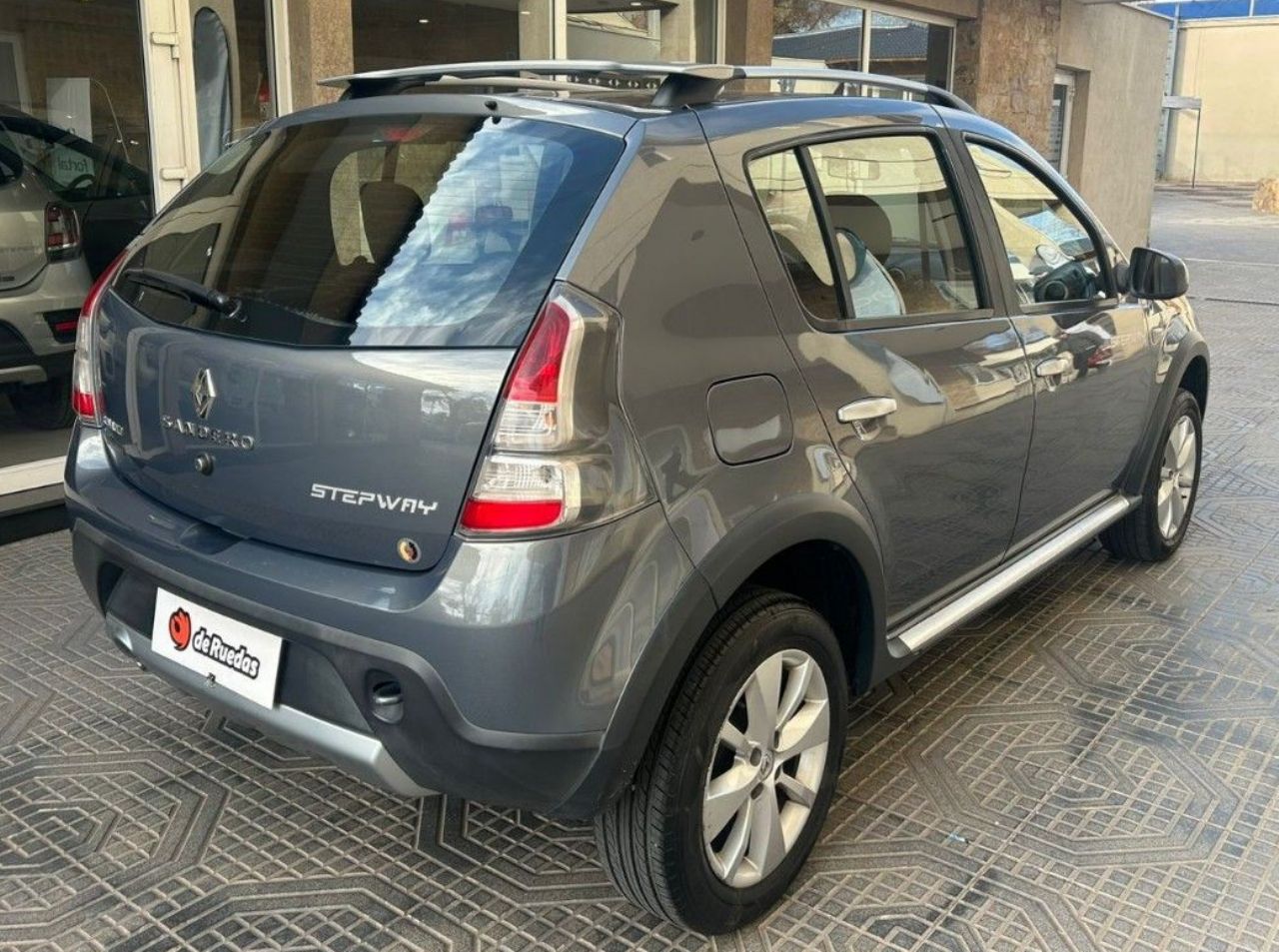 Renault Sandero Usado en Mendoza, deRuedas