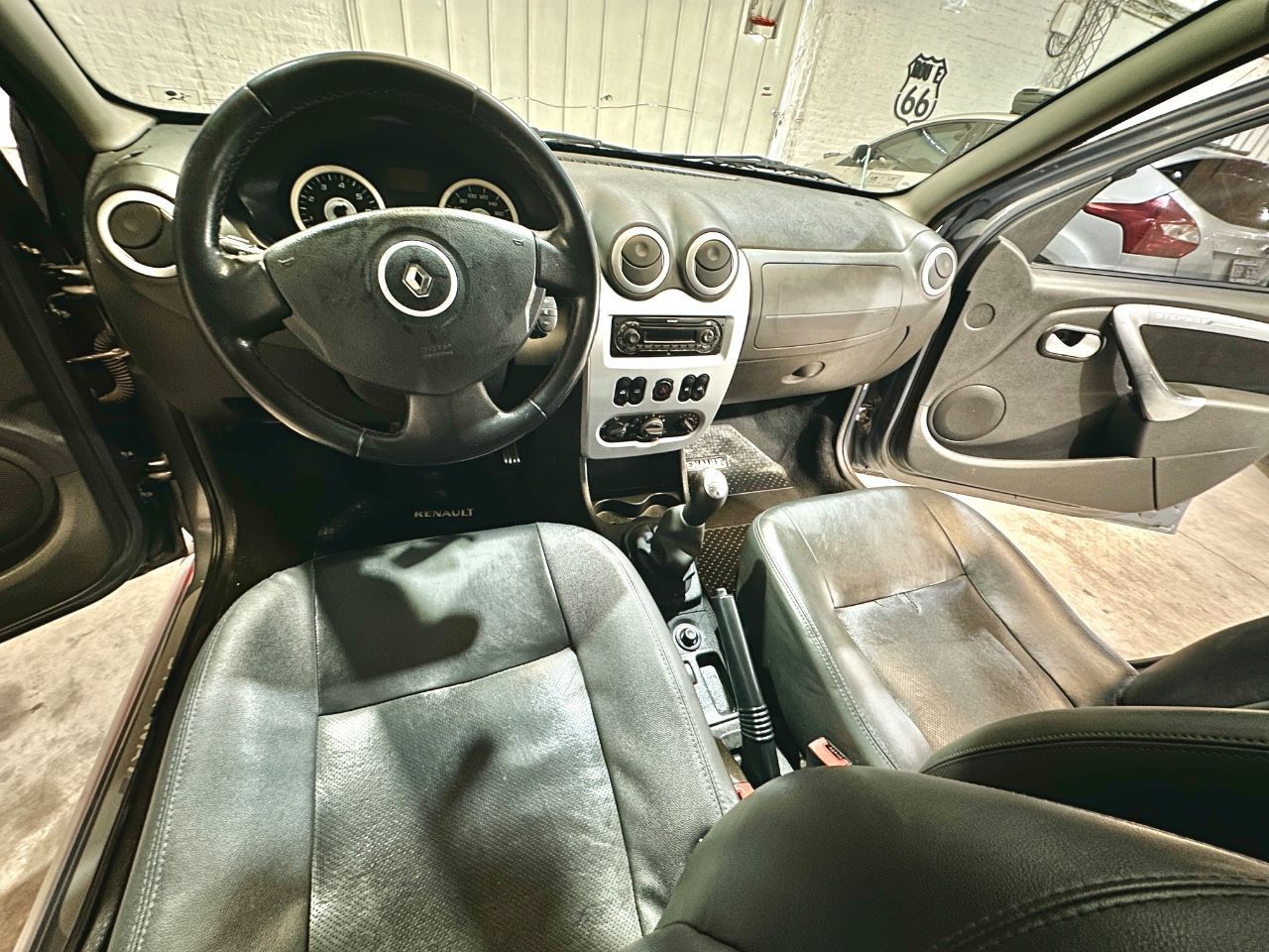Renault Sandero Usado Financiado en Mendoza, deRuedas