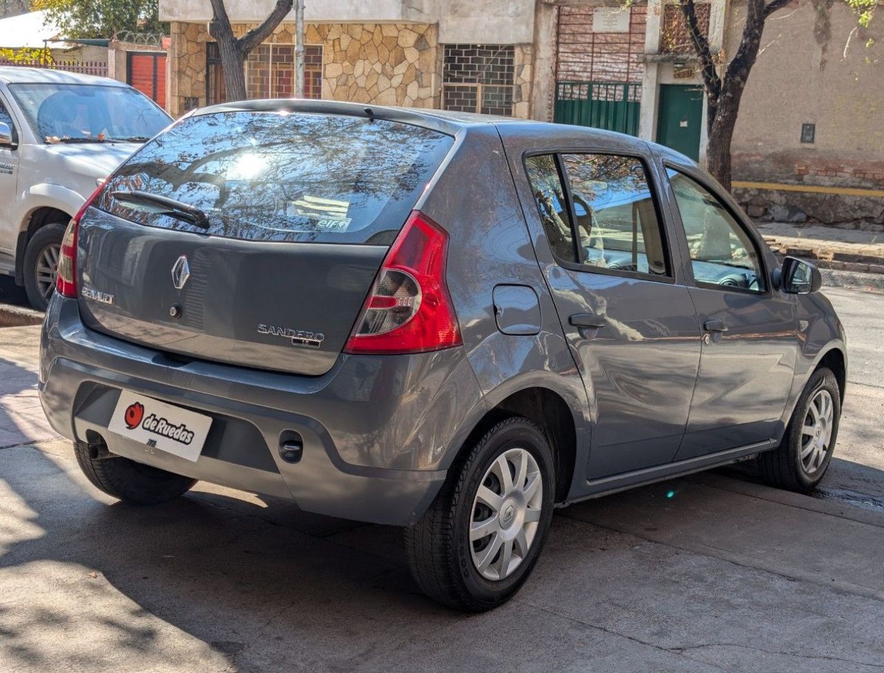 Renault Sandero Usado Financiado en Mendoza, deRuedas