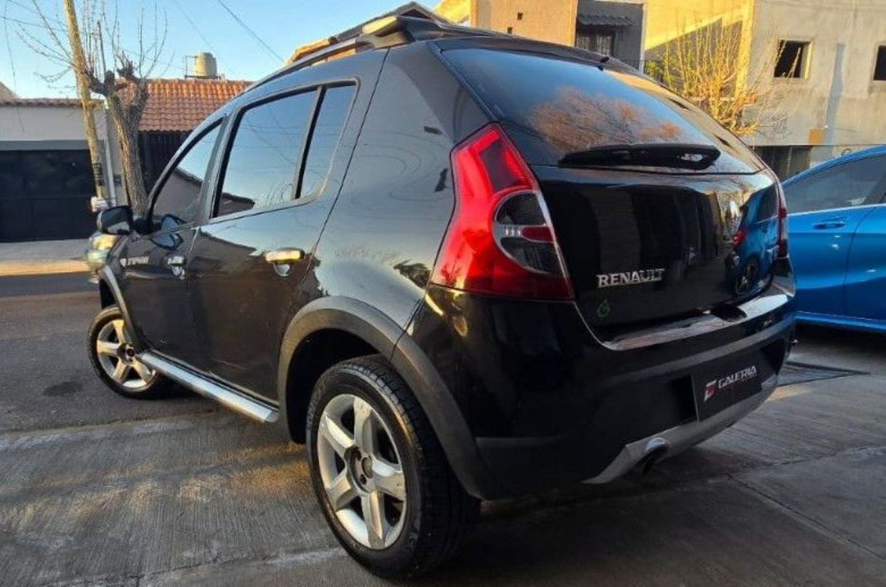 Renault Sandero Usado en Mendoza, deRuedas