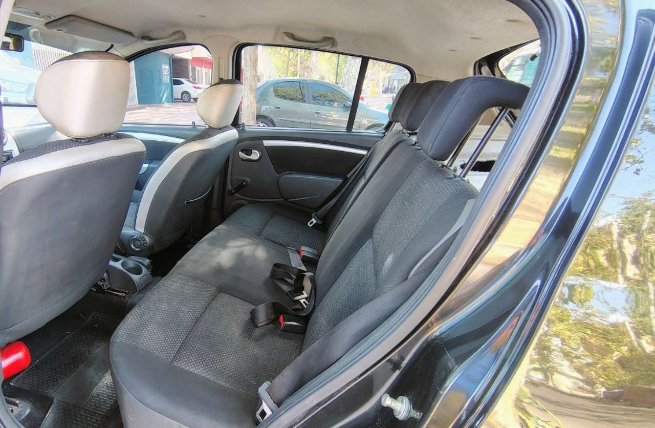 Renault Sandero Usado Financiado en Mendoza, deRuedas
