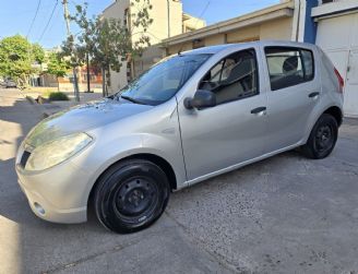 Renault Sandero Usado en Mendoza Financiado