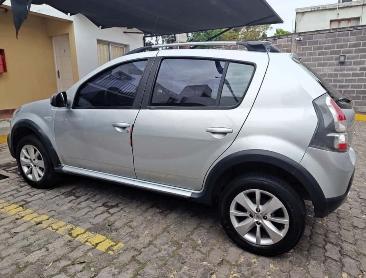 Renault Sandero Usado en Salta, deRuedas