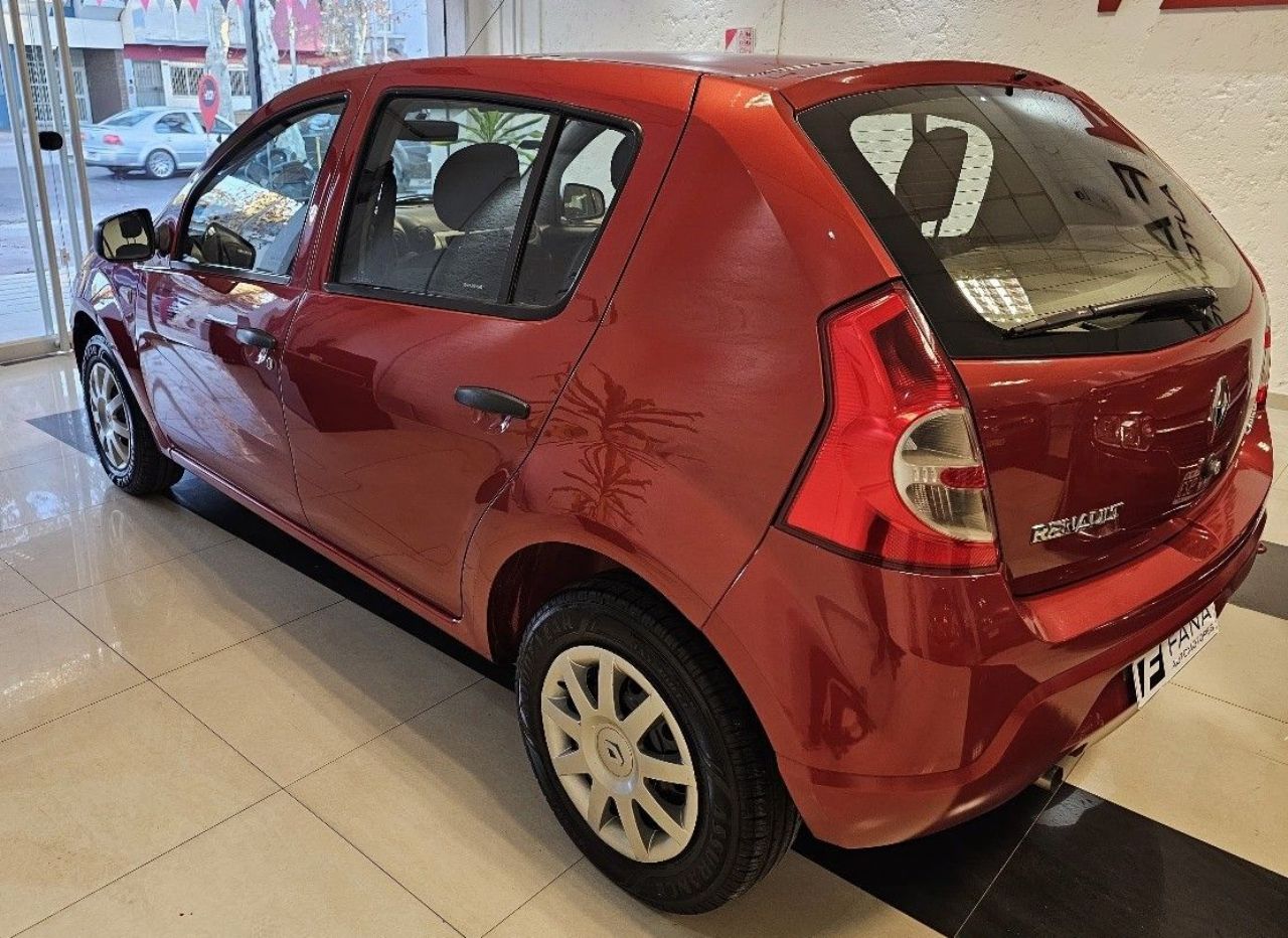 Renault Sandero Usado Financiado en Mendoza, deRuedas