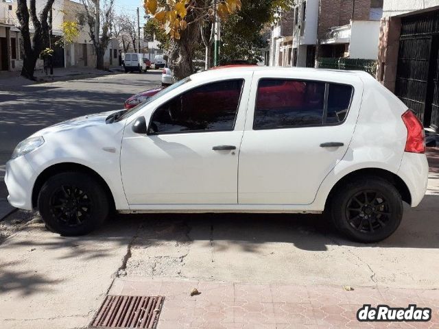 Renault Sandero Usado en Mendoza, deRuedas