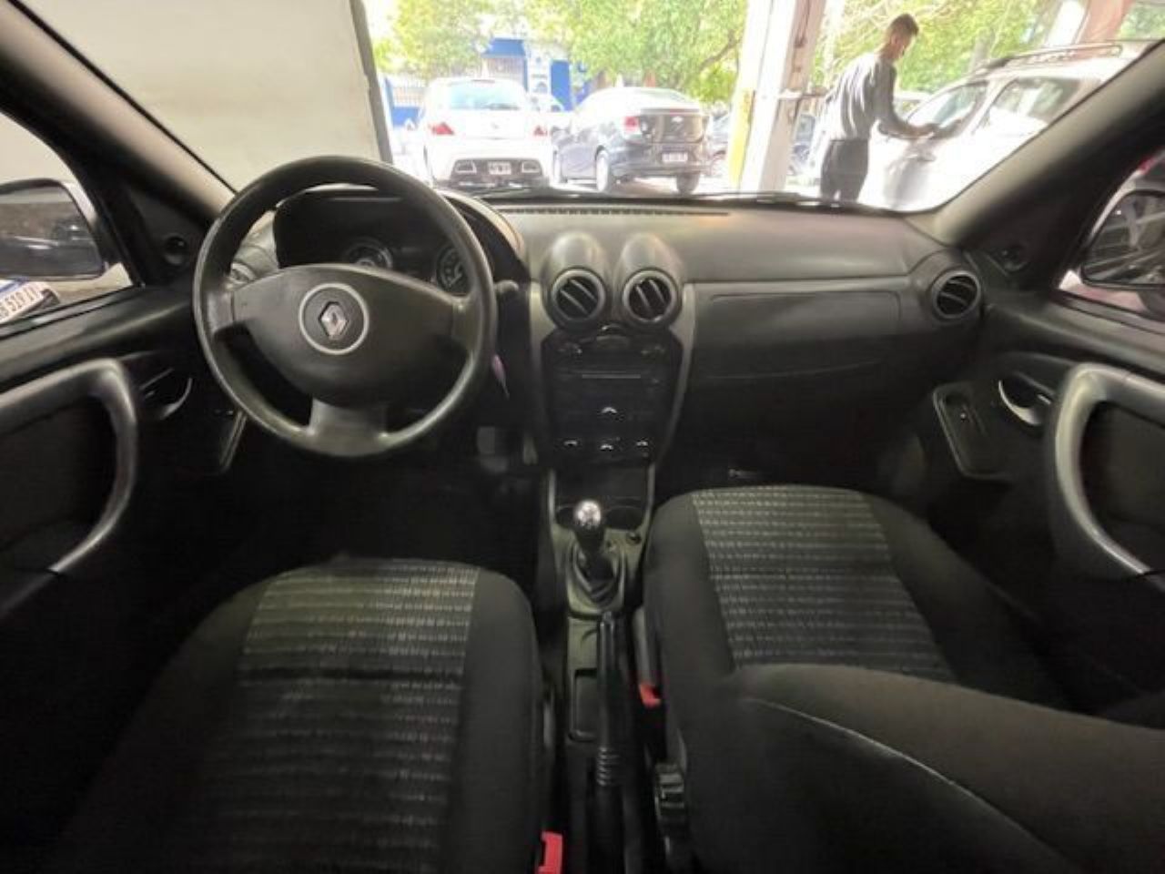 Renault Sandero Usado en Mendoza, deRuedas