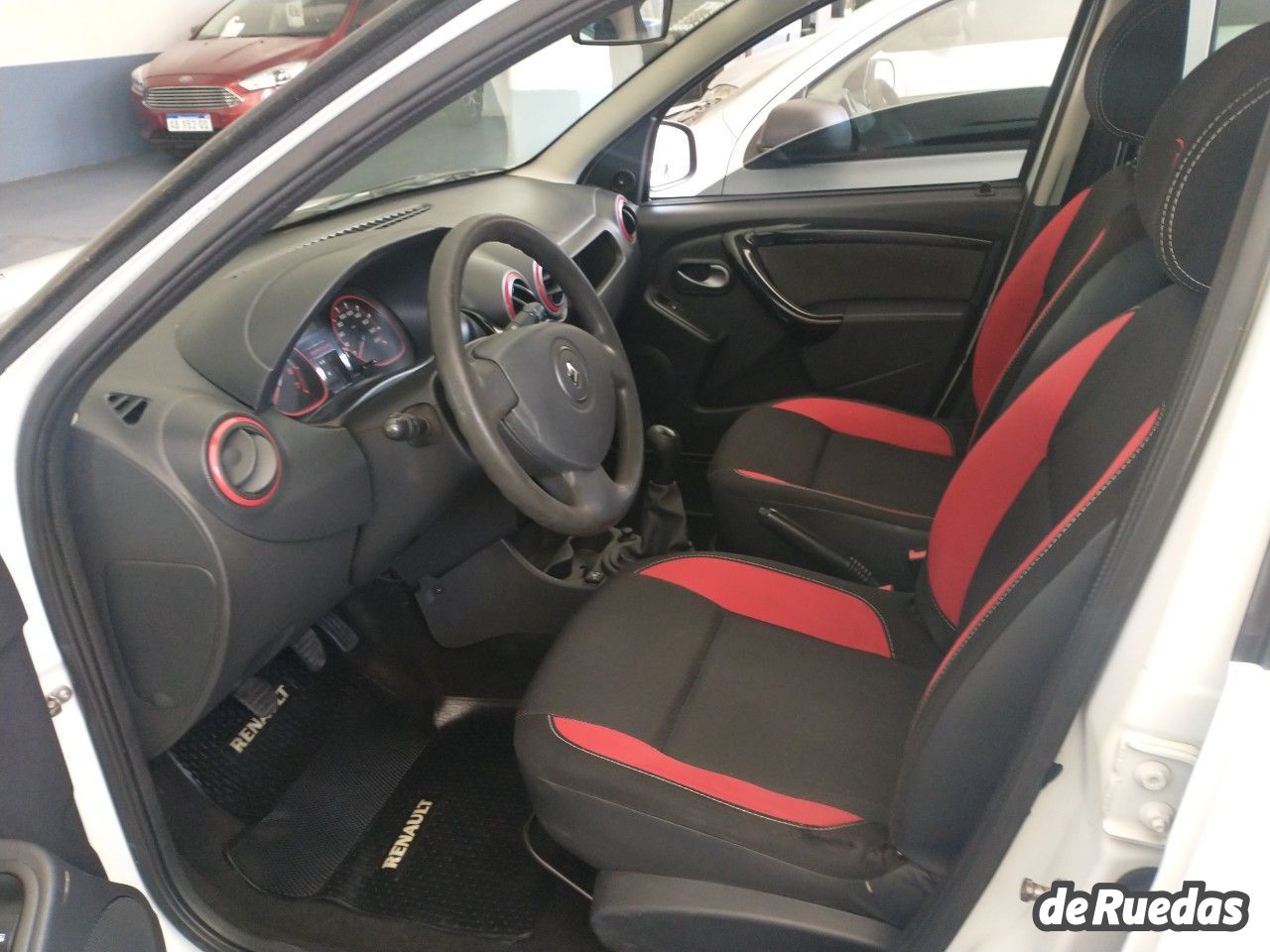 Renault Sandero Usado en Córdoba, deRuedas