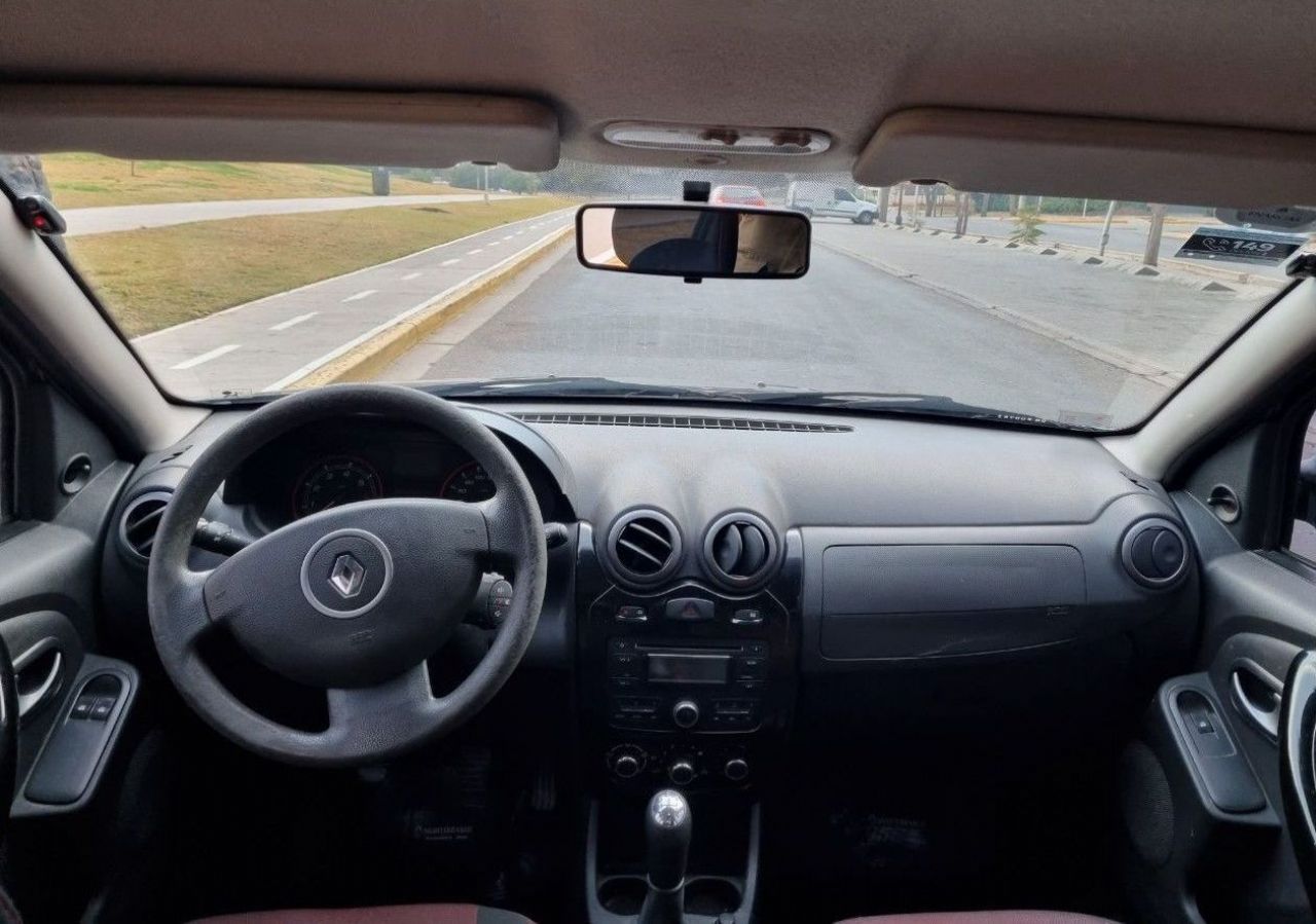 Renault Sandero Usado en Mendoza, deRuedas