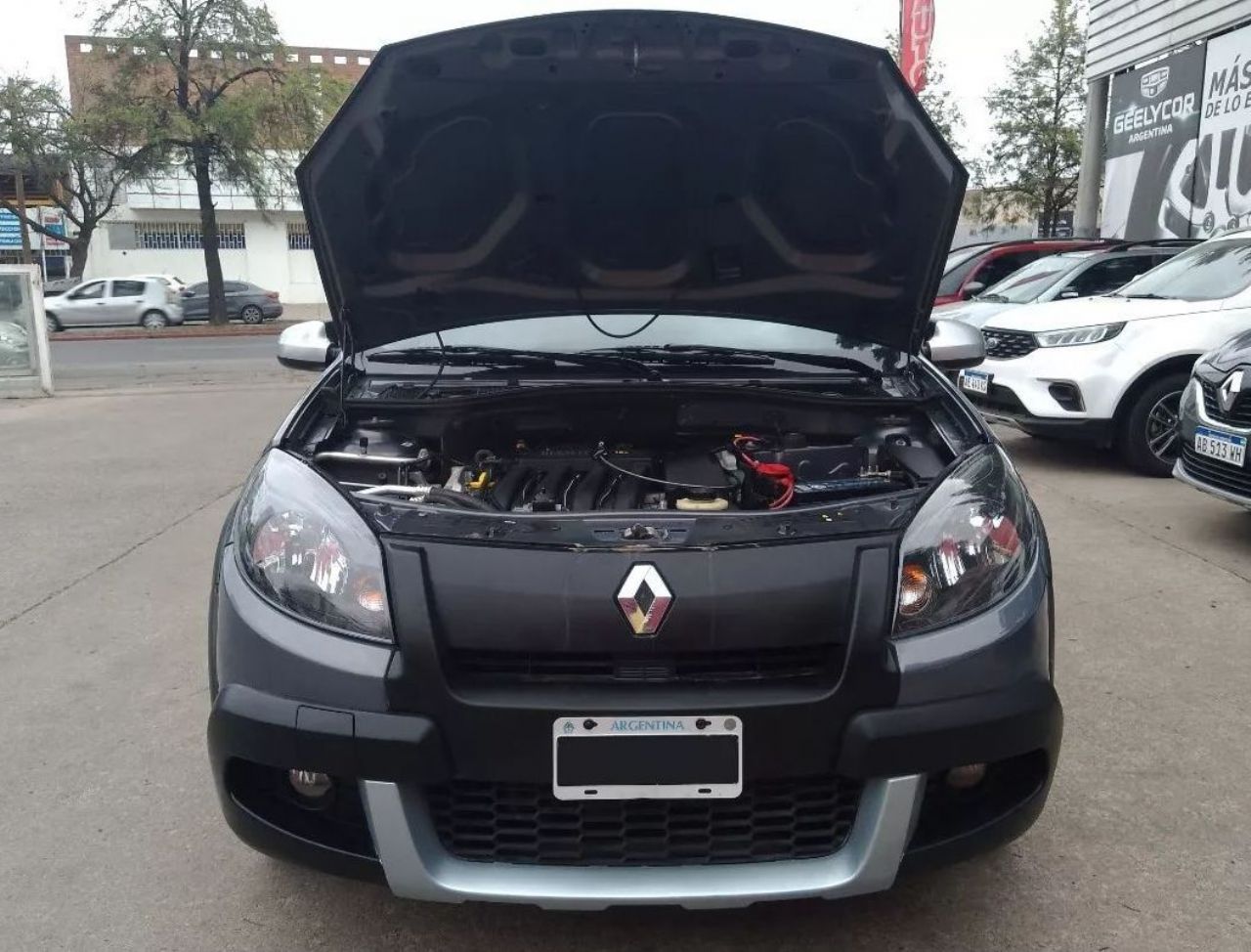 Renault Sandero Usado en Córdoba, deRuedas