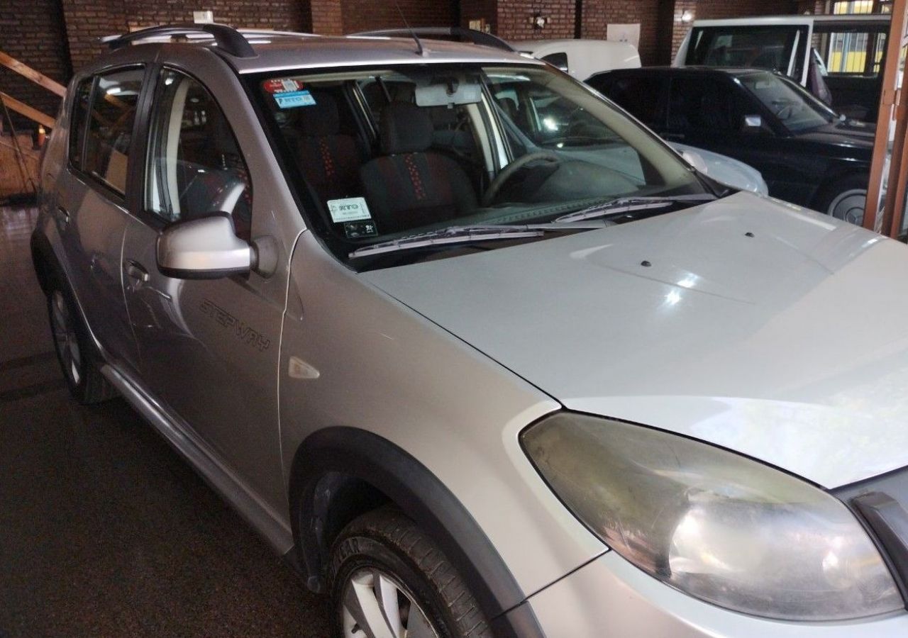 Renault Sandero Usado en Mendoza, deRuedas